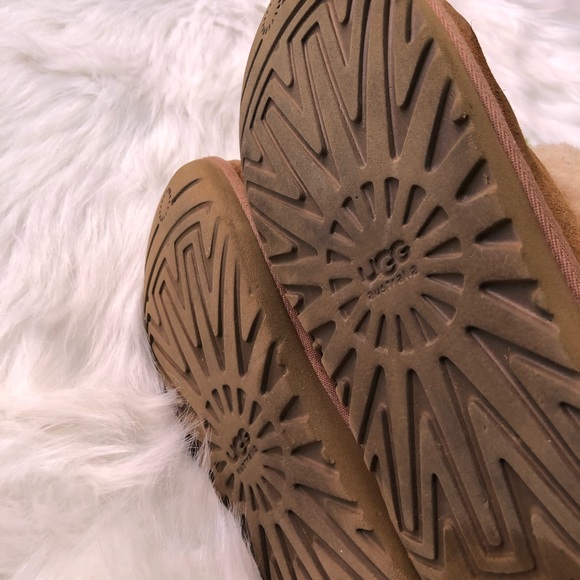 UGG Suede & Sheepskin Ankle Boots Size 4 Buckles - Picture 6 of 8